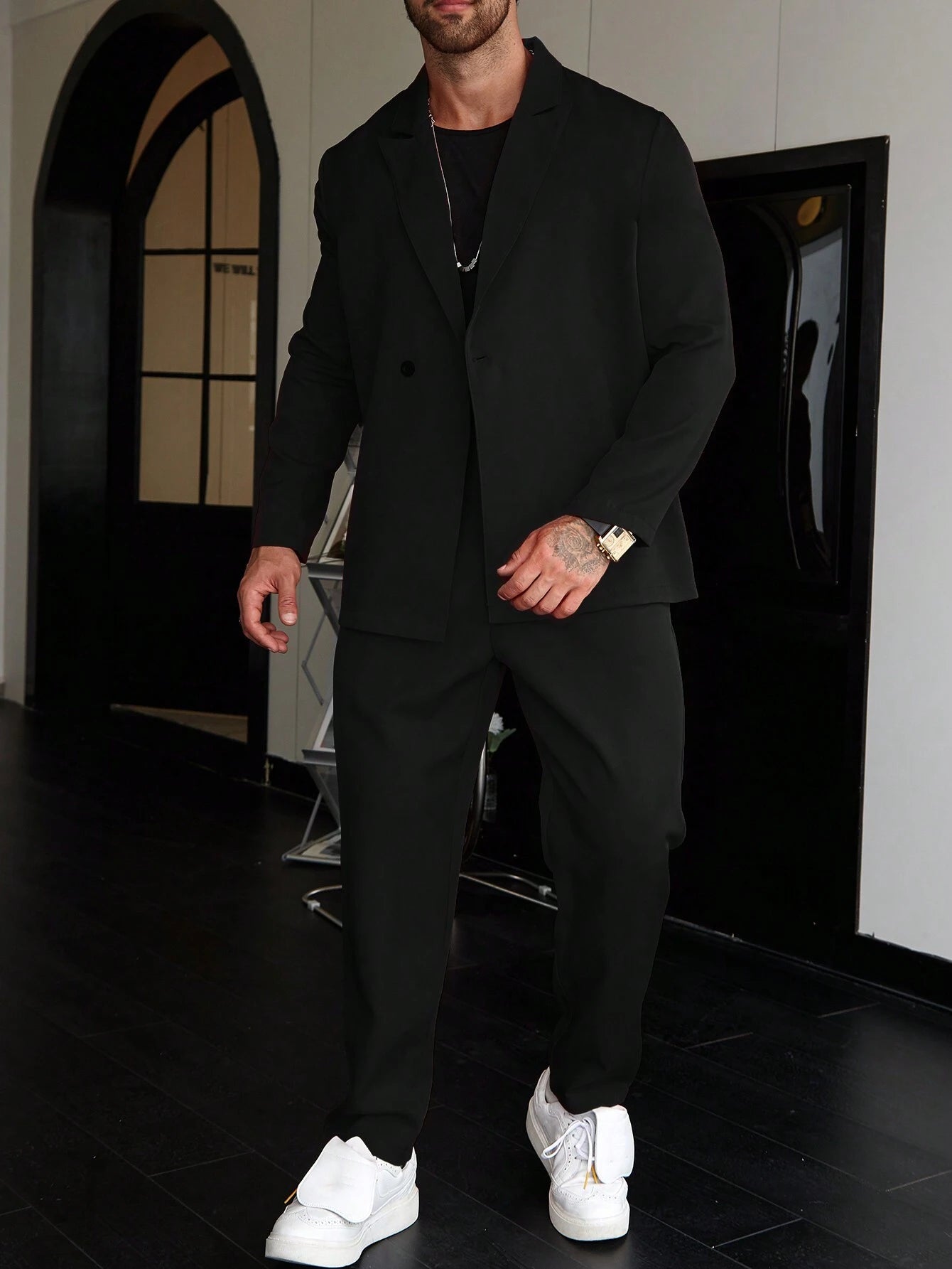 JP’s Casual One-Color Men’s Suit