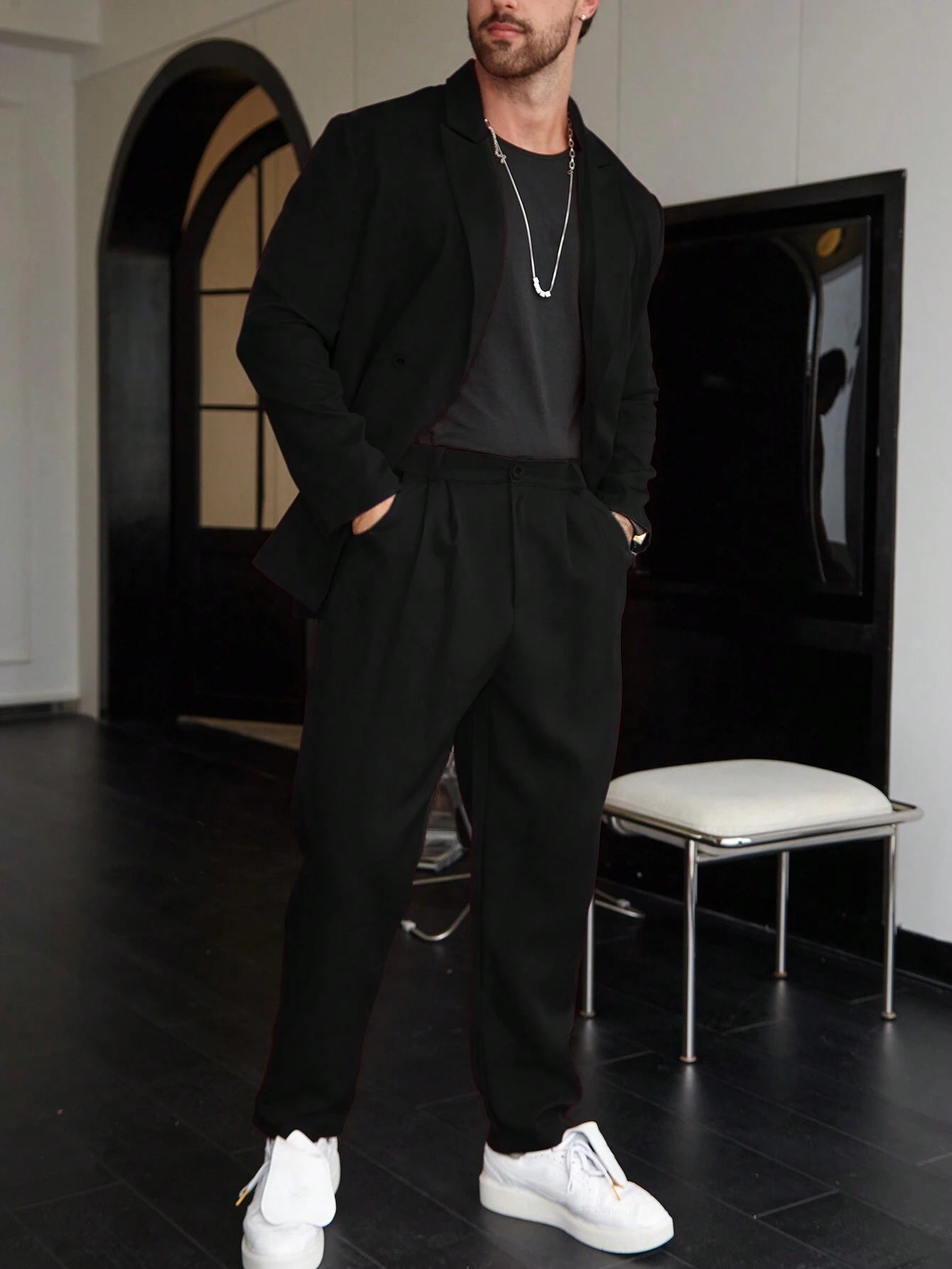 JP’s Casual One-Color Men’s Suit