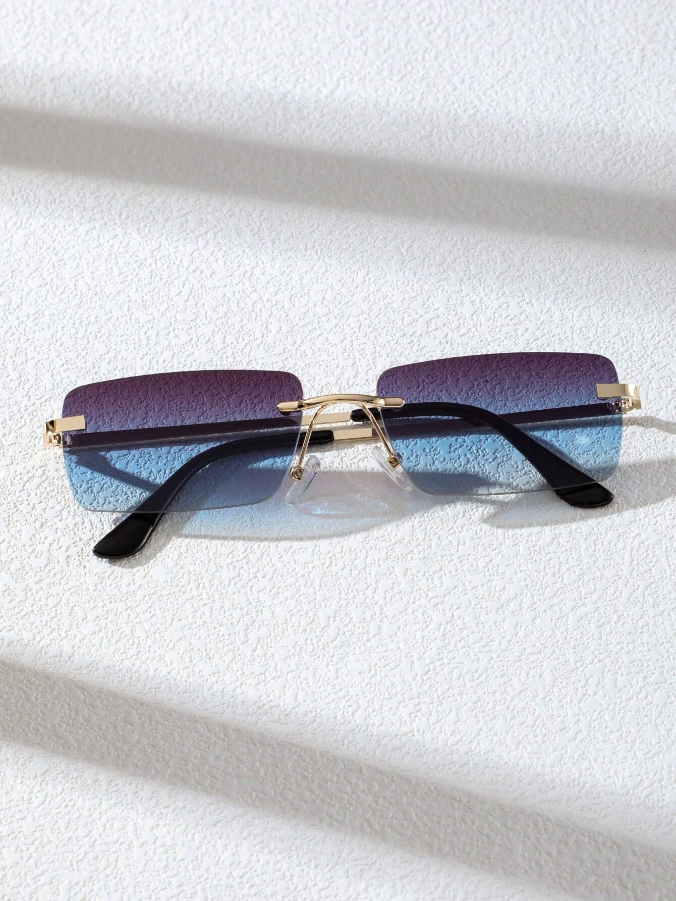 JP’s Two-Tone Metal Rimless Glasses