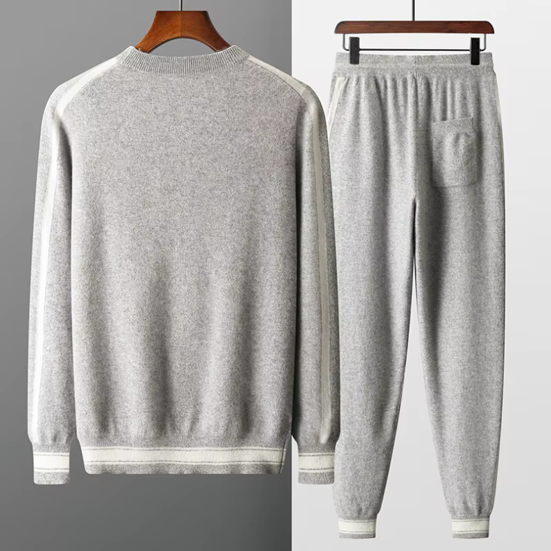 JP’s Two-Piece Men’s Set in Cashmere Wool